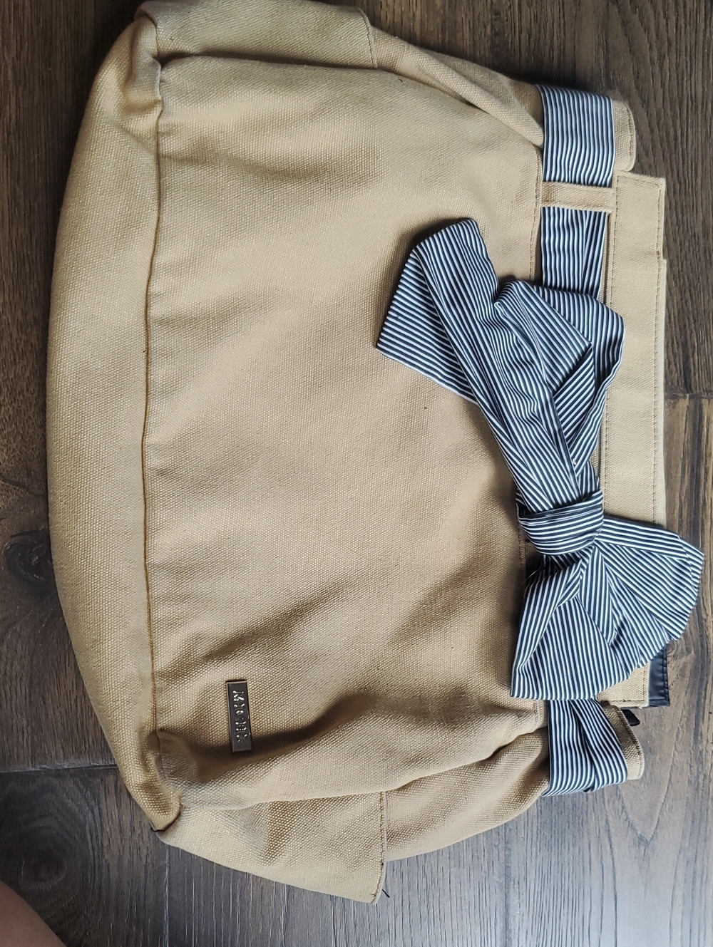 Brown Sandy Miche Prima Cover
